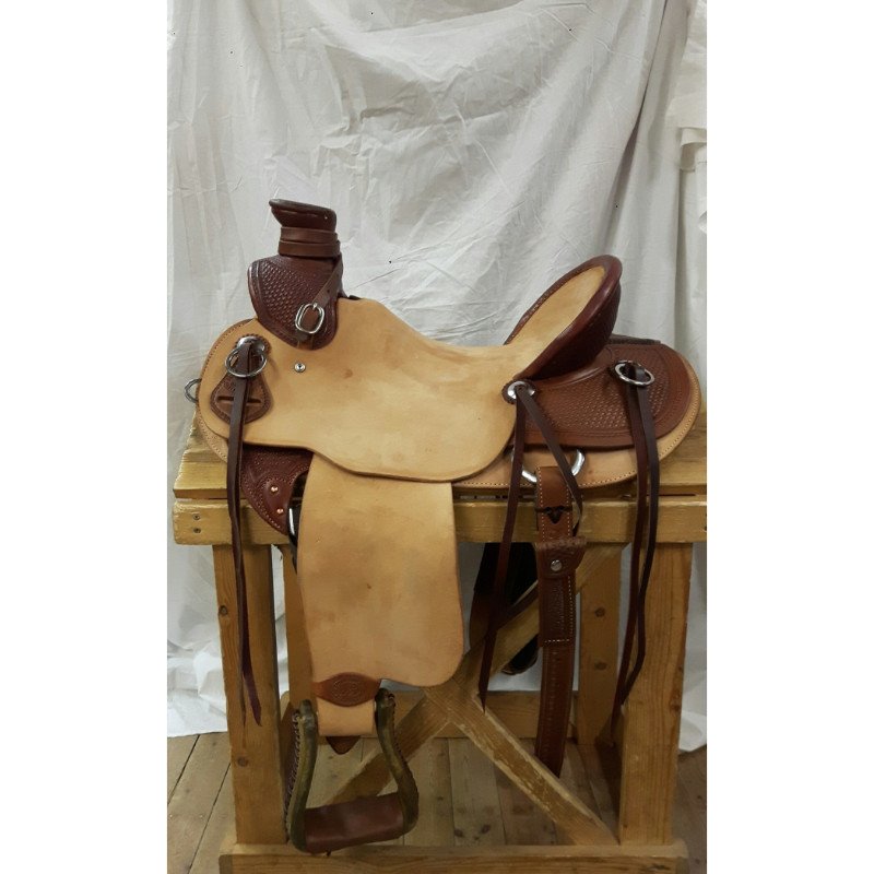 Brazos wade saddle with cognac accents
